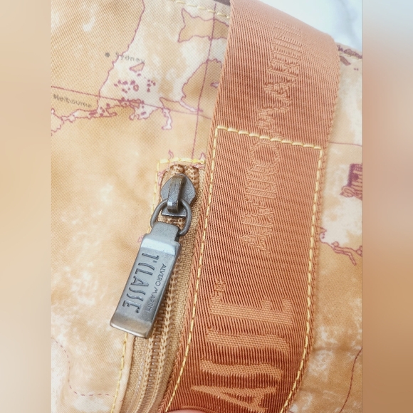 Sold!Original Alviero Martini tote bag - Picture 2 of 13